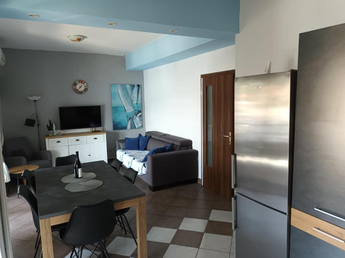 Sea View Apartment Sunrise Poljica & Blue Lagoon Rent A Boat Екстериор снимка