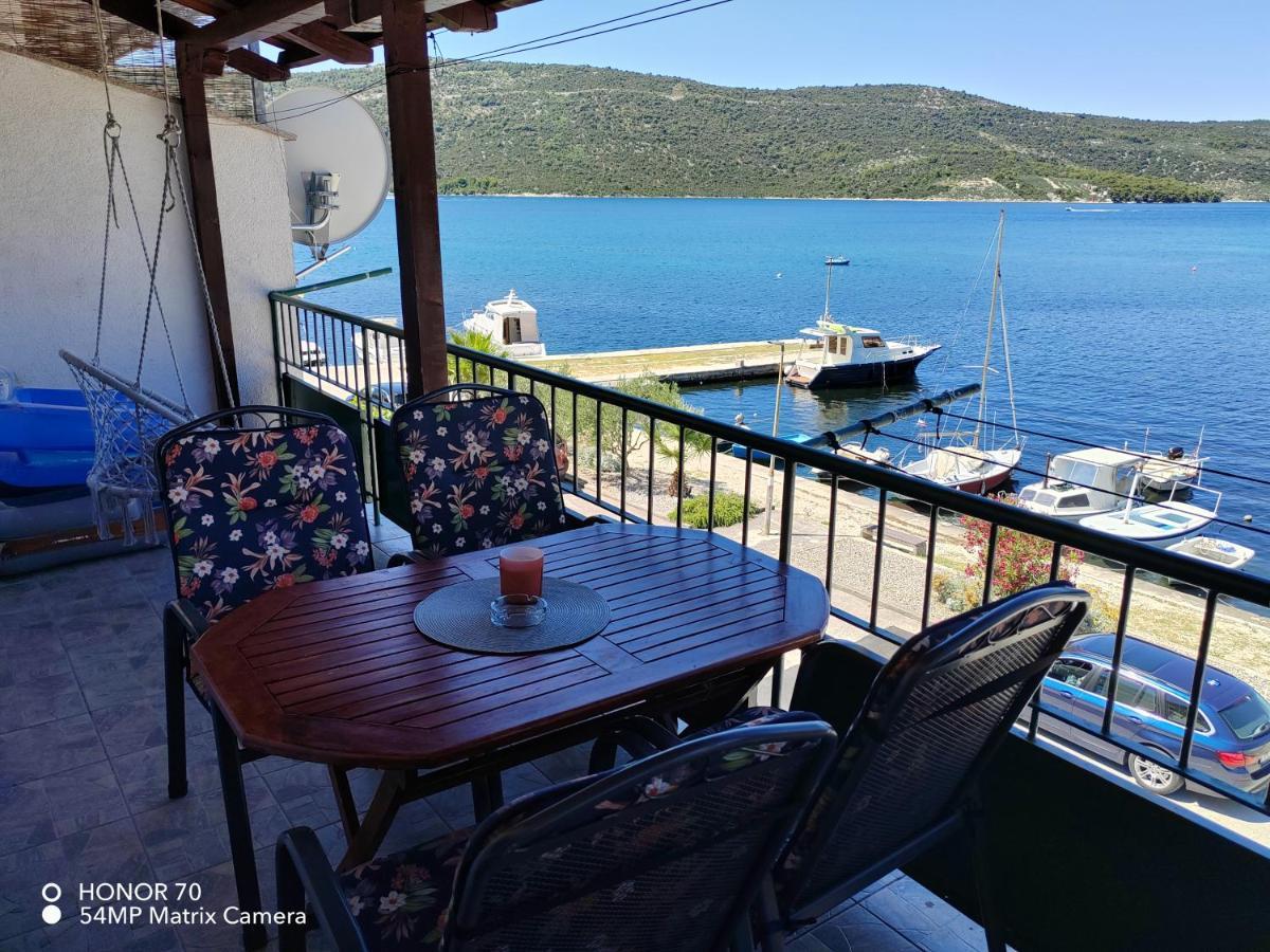Sea View Apartment Sunrise Poljica & Blue Lagoon Rent A Boat Екстериор снимка